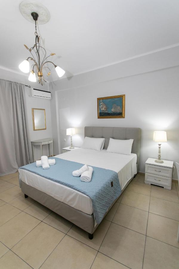 The Old Town Hall Parga Luaran gambar